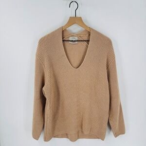 Urban Outfitters Chunky Knit Tan V-Neck Sweater Size M Neutral Layering Coastal